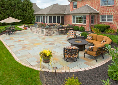 Backyard-Patio-Area-with-Outdoor-Kitchen.png