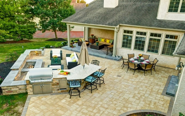 How much does an outdoor kitchen cost in Reading, York, Hershey or Lancaster, PA?